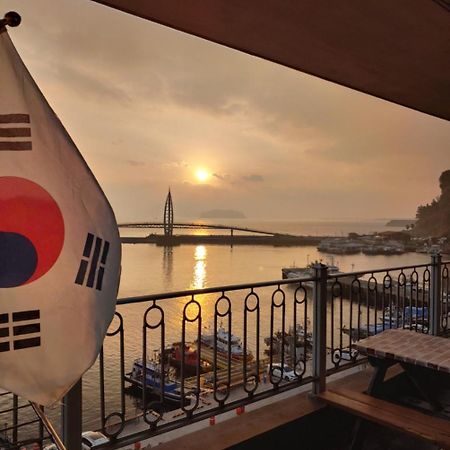 Seom Guesthouse Seogwipo Esterno foto