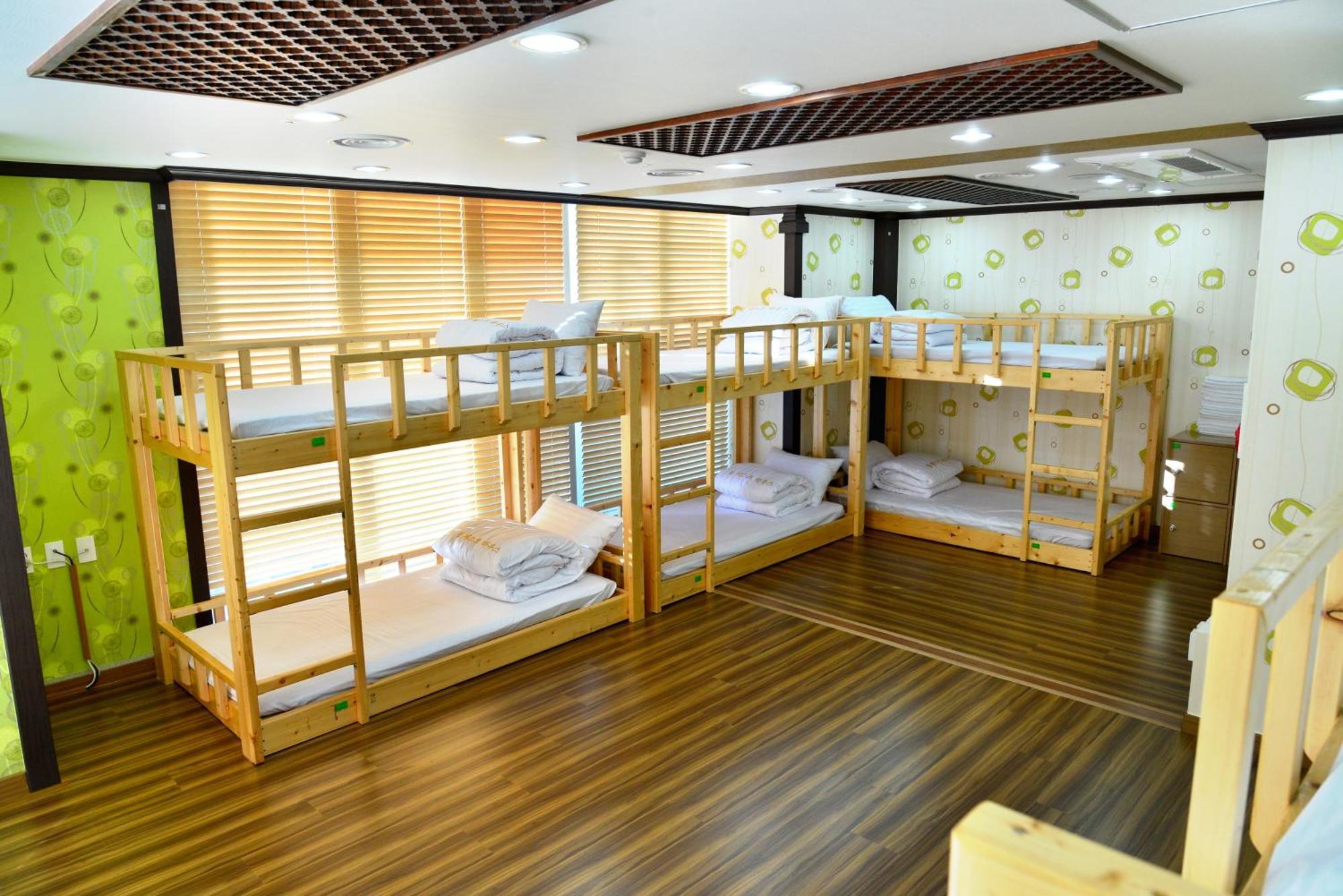Seom Guesthouse Seogwipo Esterno foto