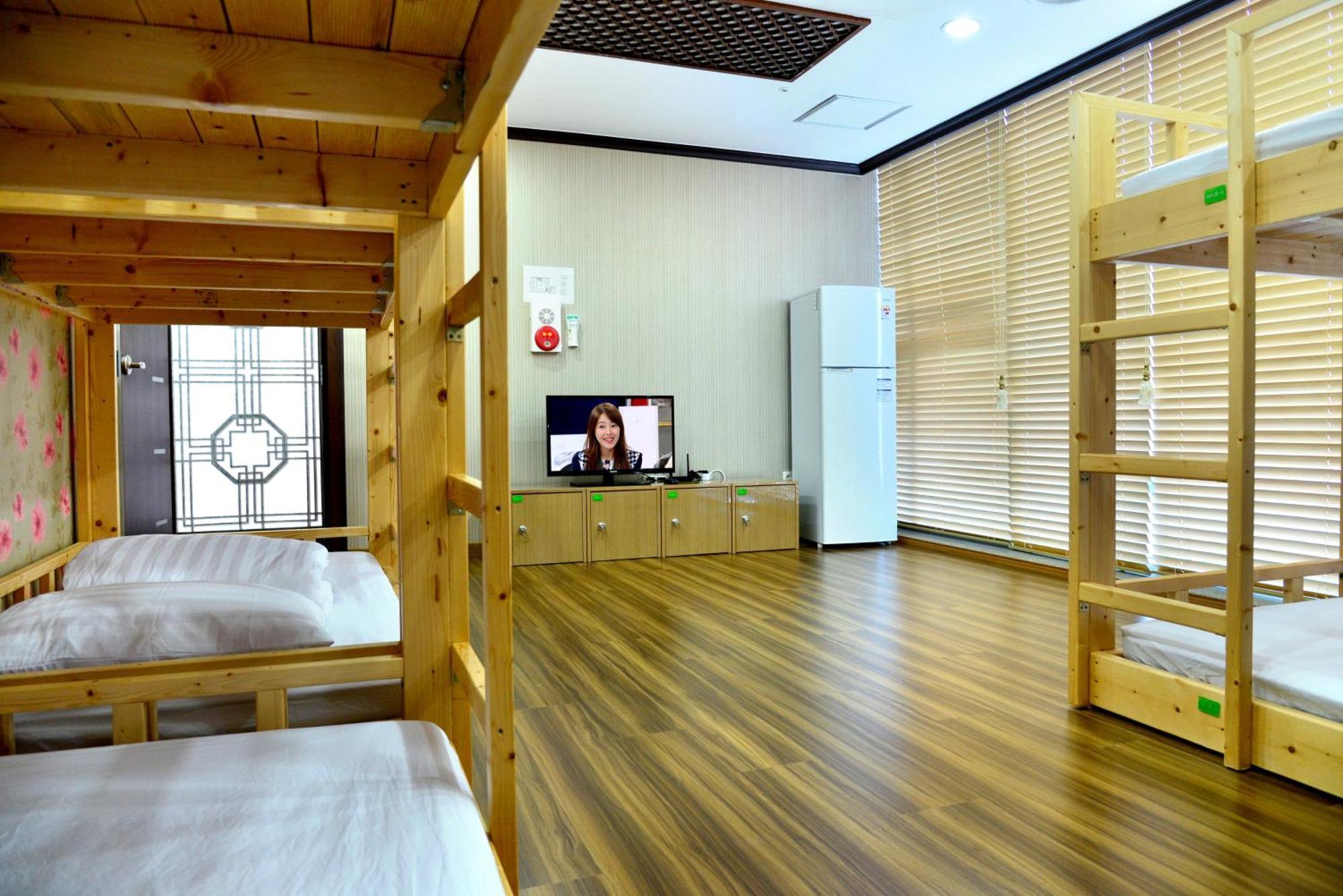Seom Guesthouse Seogwipo Esterno foto