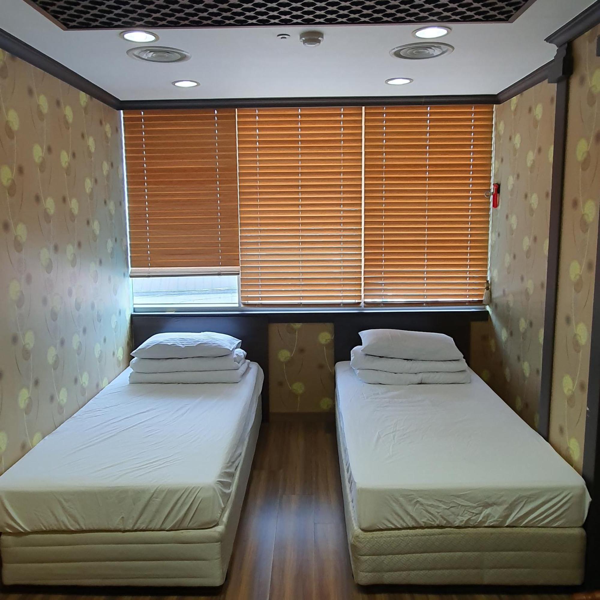 Seom Guesthouse Seogwipo Esterno foto