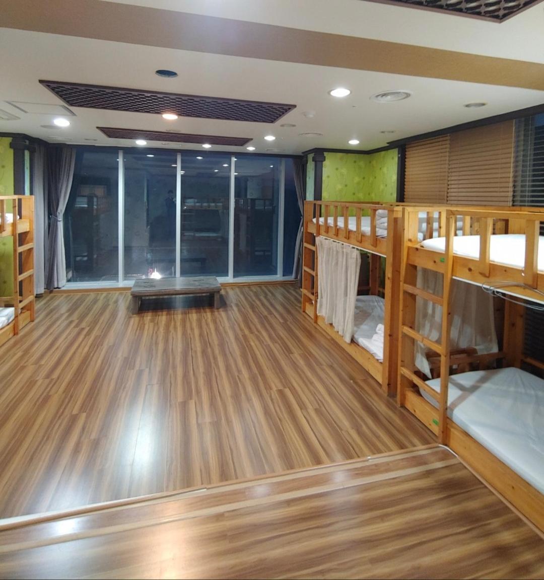 Seom Guesthouse Seogwipo Esterno foto